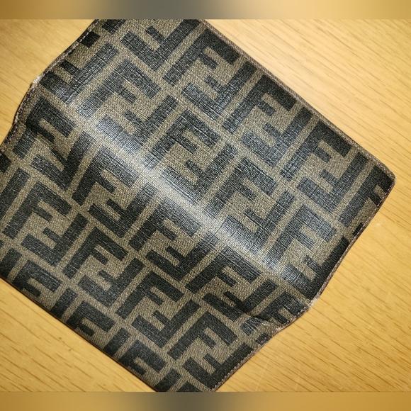 FENDI Zucca Wallet - Picture 13 of 15